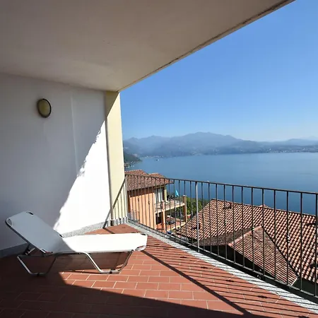 Сasa de vacaciones By Maggiore With Stunning Views Oggebbio