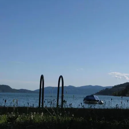 By Maggiore With Stunning Views Oggebbio
