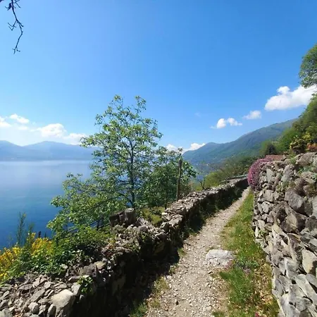 By Maggiore With Stunning Views * Oggebbio